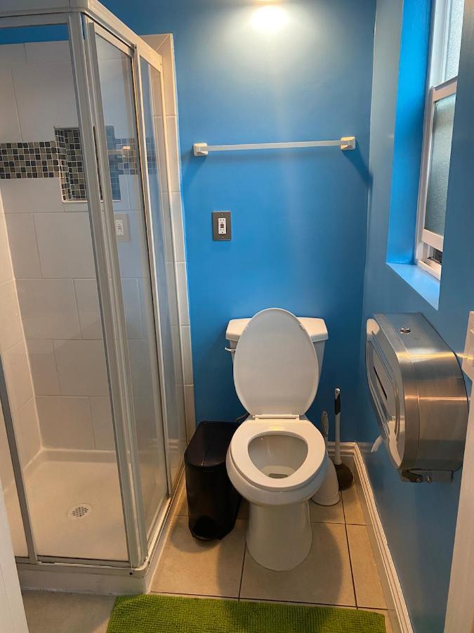 Private Large La Bedroom W Private Half-Bathroom - Ac - Wifi - Private Fridge Near Usc - Exposition Park - Usc Memorial Coliseum - Banc Of California Stadium - Downtown Los Angeles Dtla - University Of Southern California Usc! Exterior foto