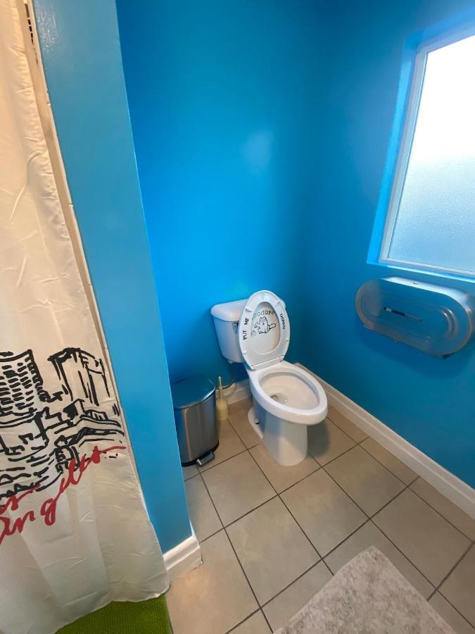 Private Large La Bedroom W Private Half-Bathroom - Ac - Wifi - Private Fridge Near Usc - Exposition Park - Usc Memorial Coliseum - Banc Of California Stadium - Downtown Los Angeles Dtla - University Of Southern California Usc! Exterior foto