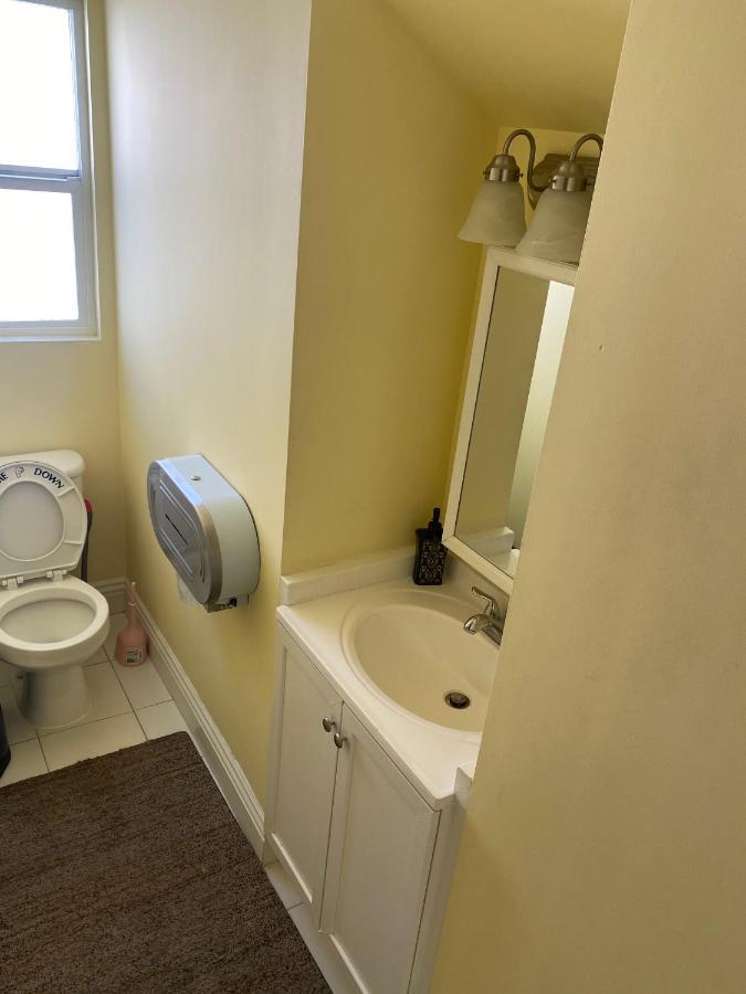 Private Large La Bedroom W Private Half-Bathroom - Ac - Wifi - Private Fridge Near Usc - Exposition Park - Usc Memorial Coliseum - Banc Of California Stadium - Downtown Los Angeles Dtla - University Of Southern California Usc! Exterior foto